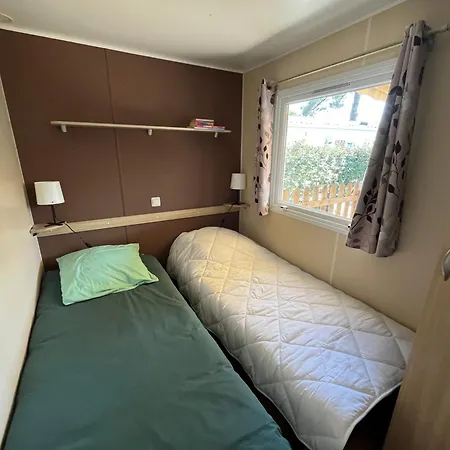 Camping Mobil-home - Climatise, 6 Couchages - 1 Etoile Les Mathes